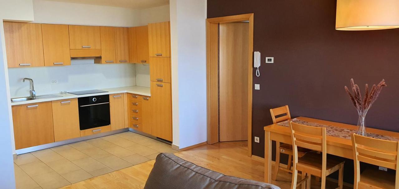Apartamento Mari 14 *